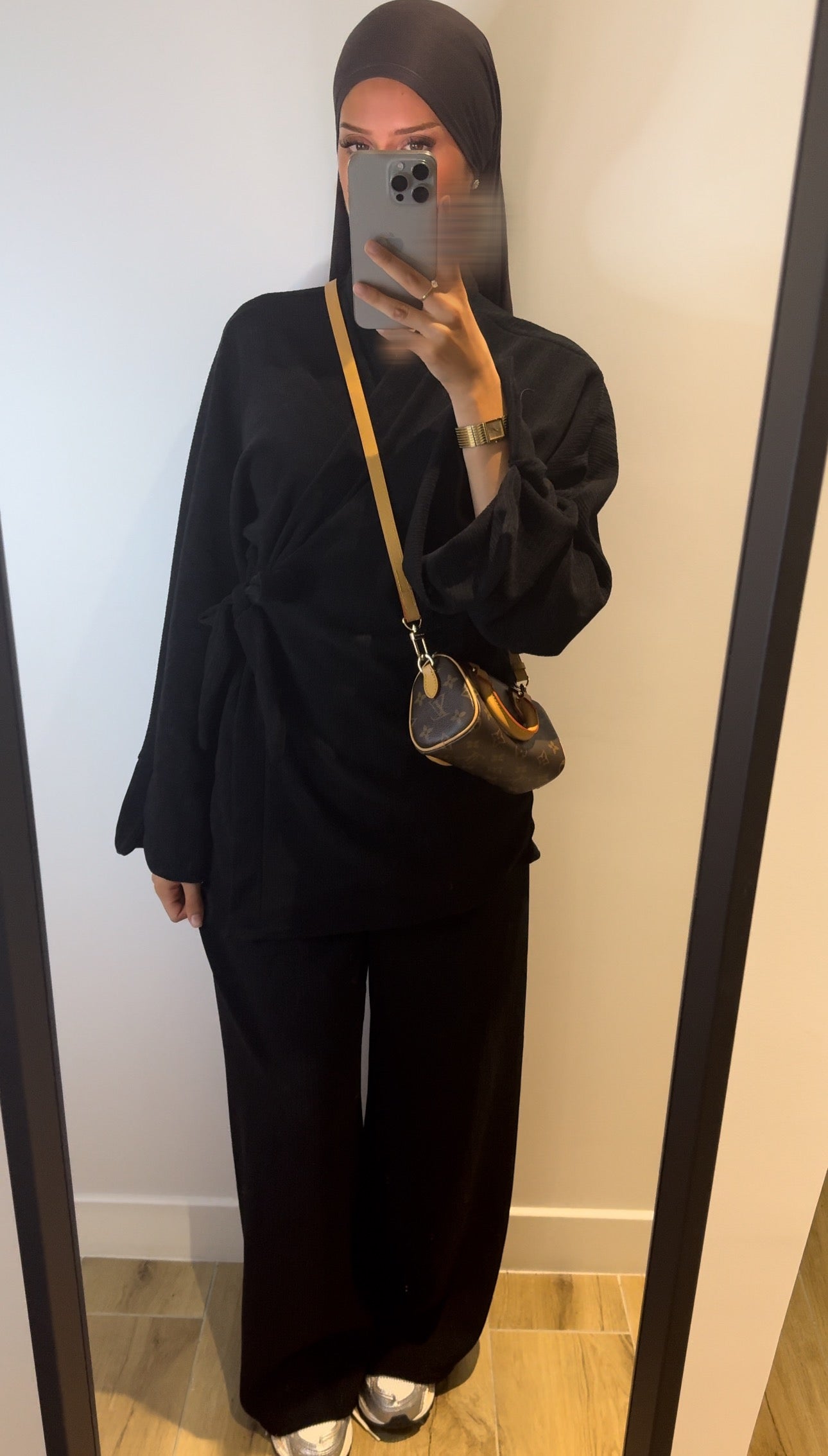 Ensemble Aya Laine Noir