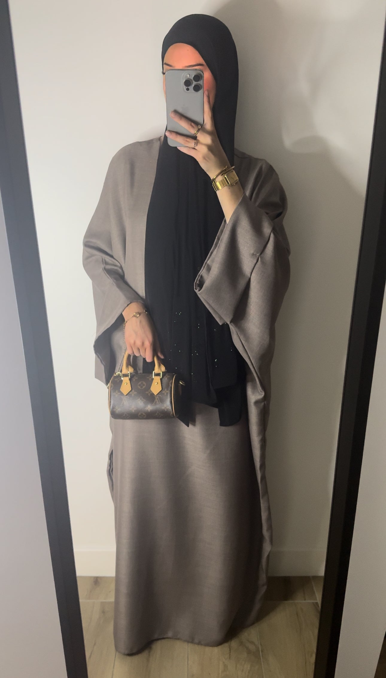 Abaya Effet Lin Taupe
