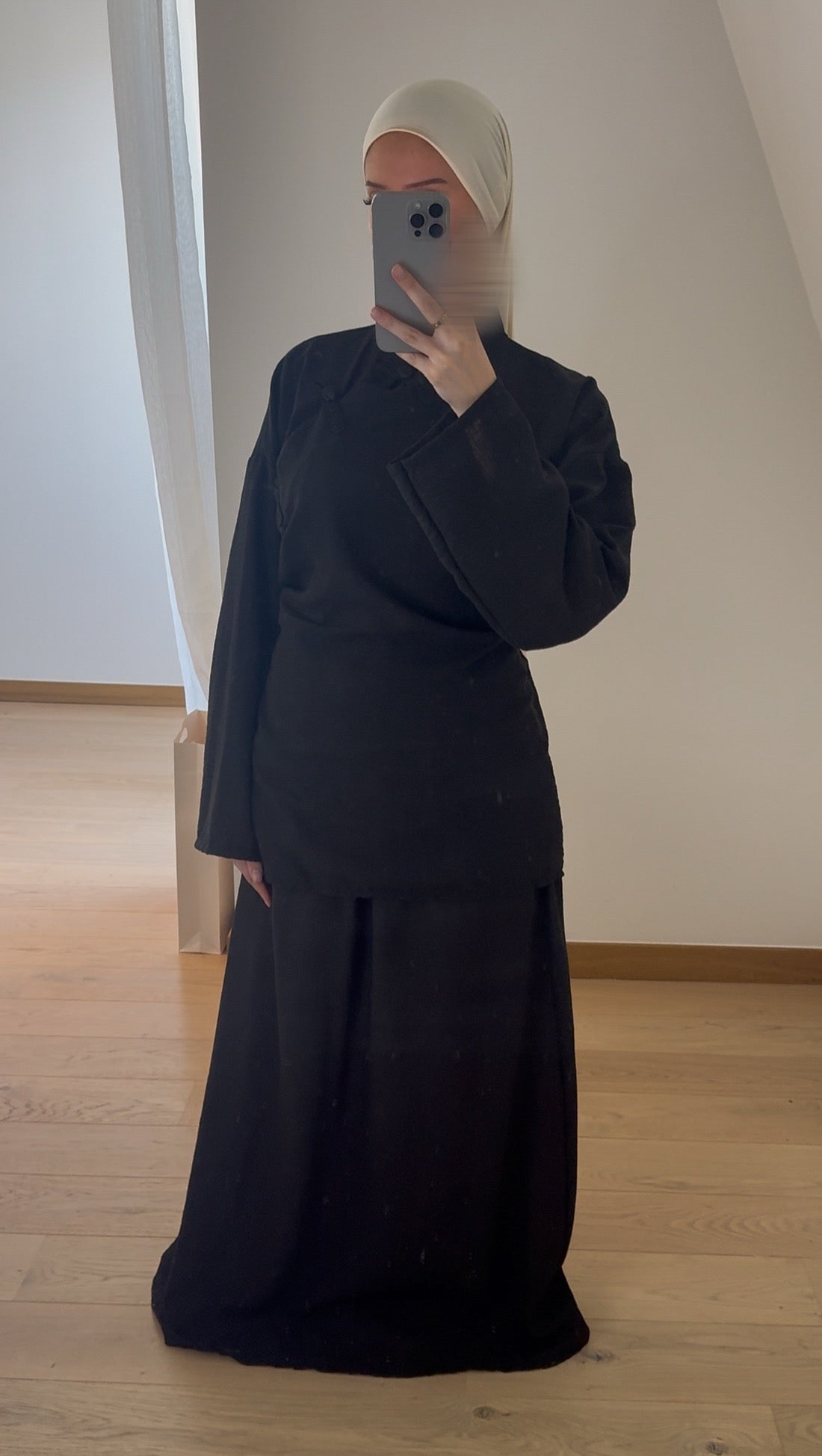 Ensemble Neïla Noir