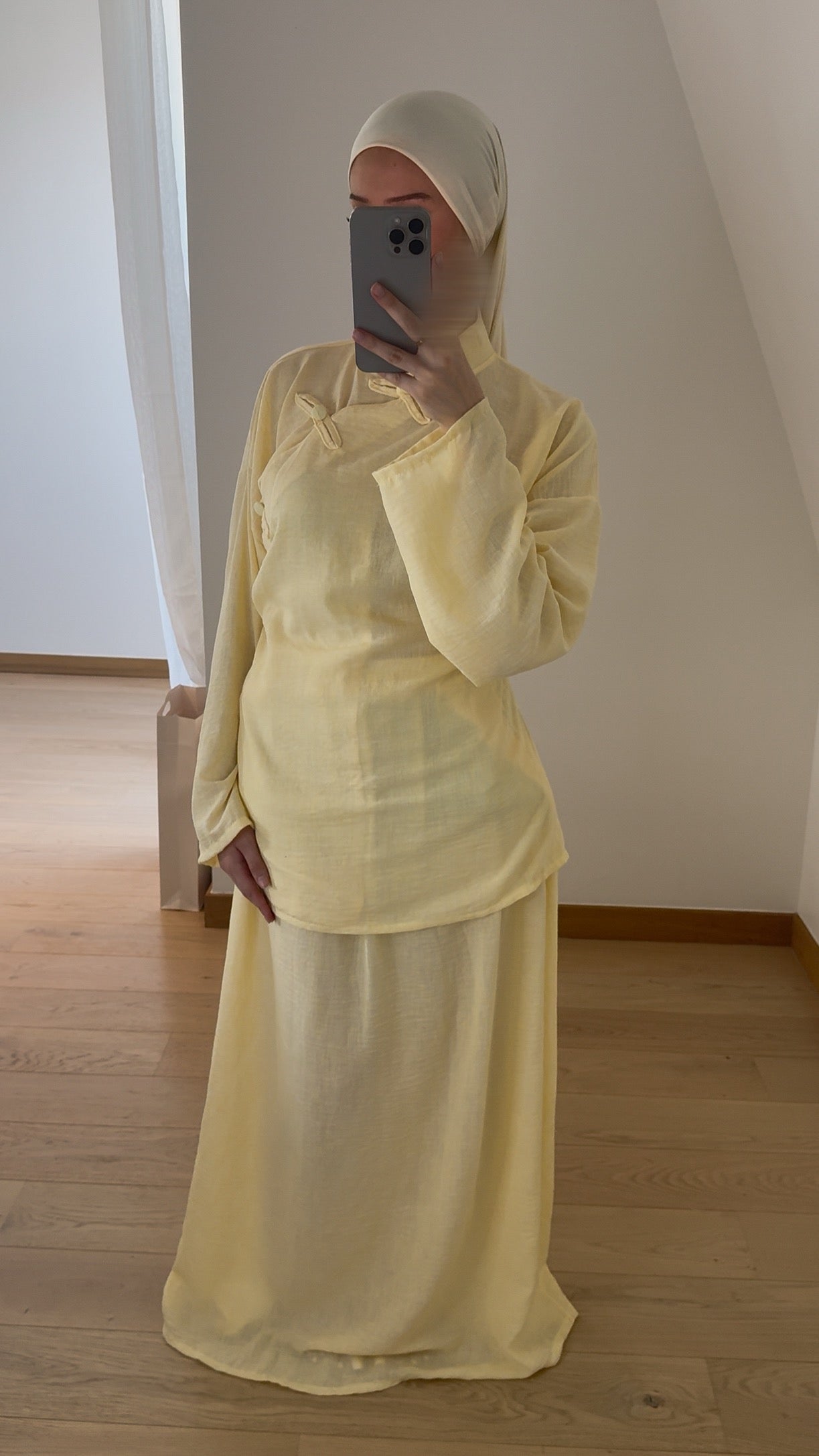 Ensemble Neïla Jaune