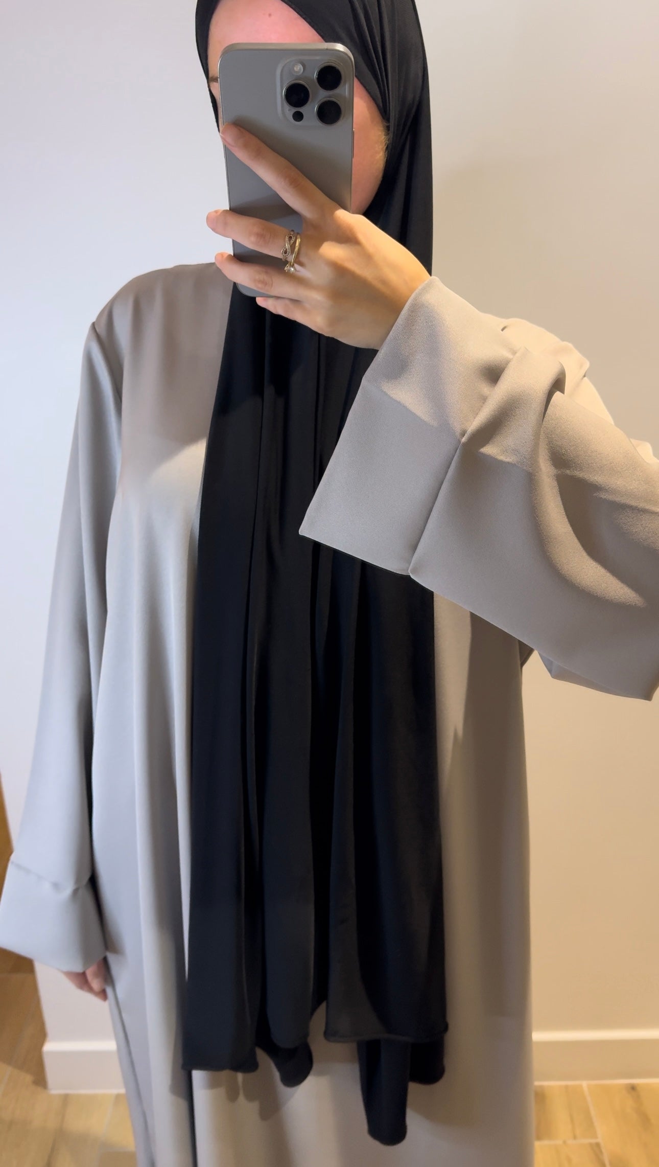 Abaya Poche Grise